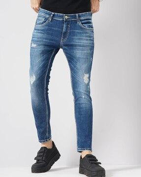 mid-rise jeans with insert pockets