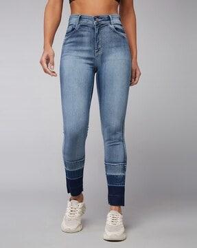 mid-rise jeans with insert pockets