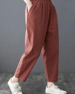 mid-rise loose pleated trousers