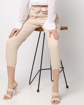 mid-rise pants with belt