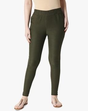 mid-rise pants with elasticated waist