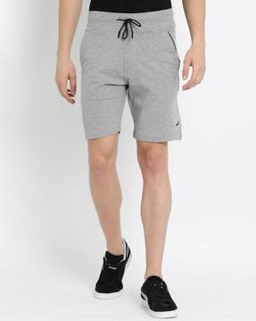 mid-rise regular fit knit shorts