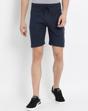 mid-rise regular fit knit shorts