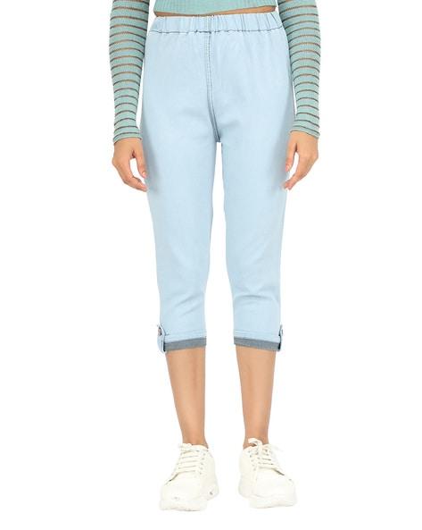 mid-rise relaxed fit capris