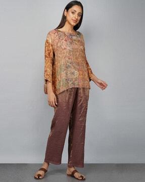 mid-rise relaxed fit pants