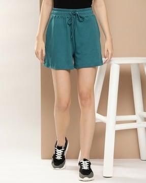 mid-rise shorts with drawstring waist