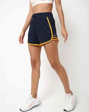 mid-rise shorts with elasticated drawstring waist