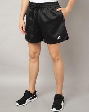 mid-rise shorts with placement logo