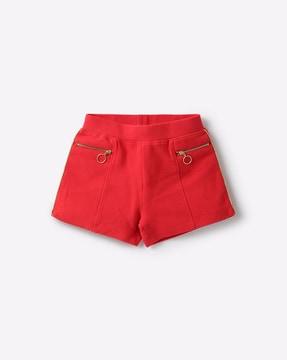 mid-rise shorts with zipped pockets