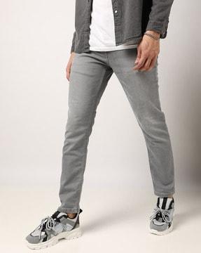 mid-rise slim fit jeans