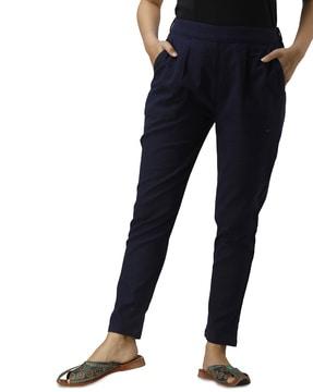 mid-rise straight fit pants