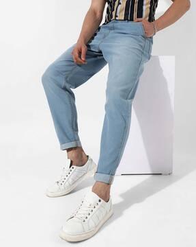 mid-rise straight jeans with pockets