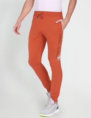 mid rise typographic print solid joggers