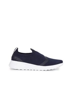 mid-top slip-on running shoes