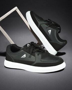 mid-top round-toe casual shoes