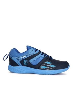 mid-top round-toe sports shoes