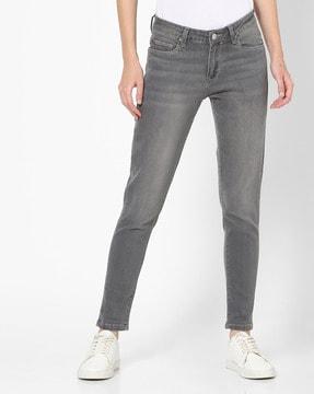 mid-wash mid-rise 5-pocket slim jeans
