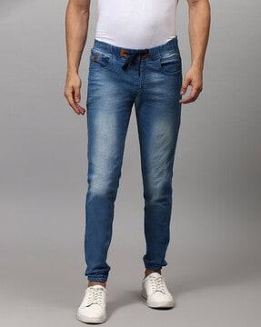 mid-wash mid-rise jeans