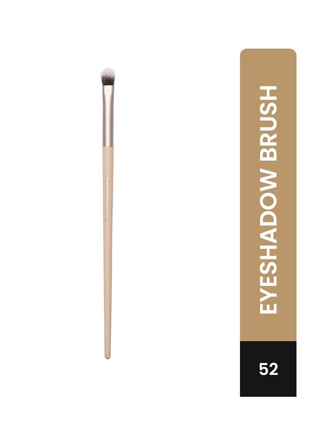 milagro beauty eyeshadow brush 52 - beige