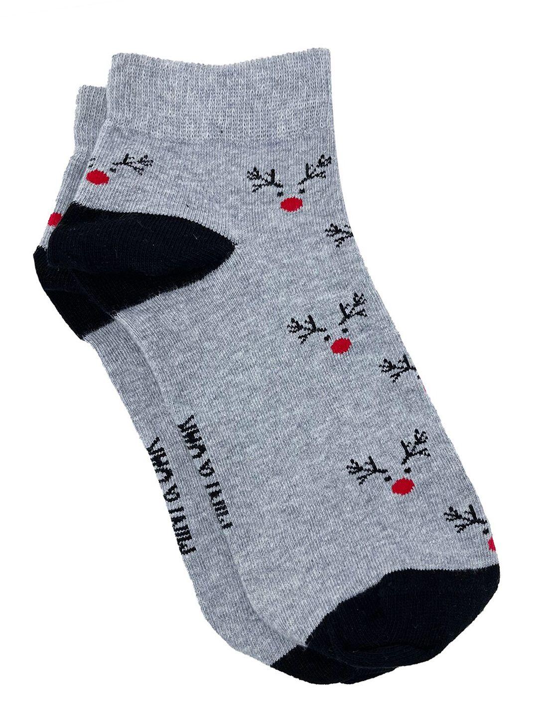 mint & oak men grey & black rudolph print ankle length socks