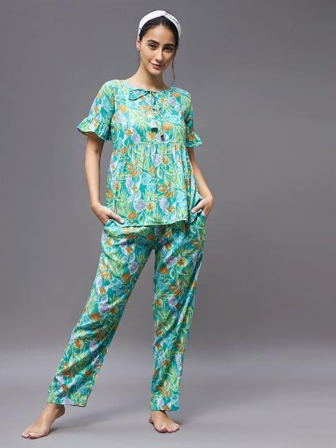 miss chase mint green rayon floral print top with pyjamas