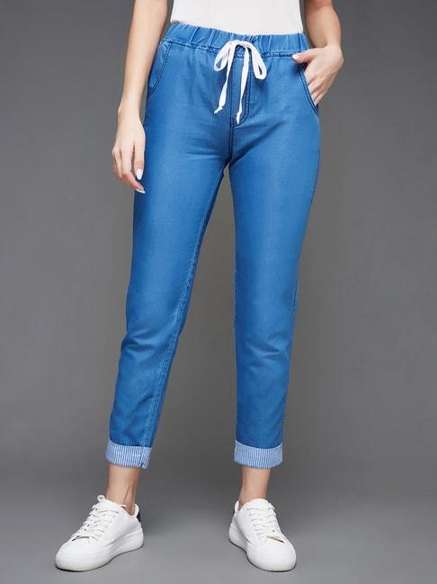miss chase women's blue high rise clean look solid cropped striped detailing denim joggers