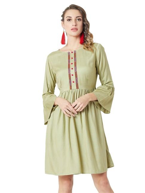 miss chase green embroidered dress