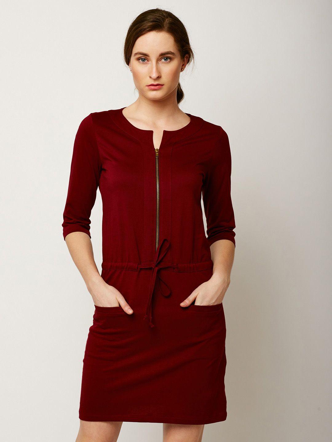 miss chase women maroon solid sheath dress