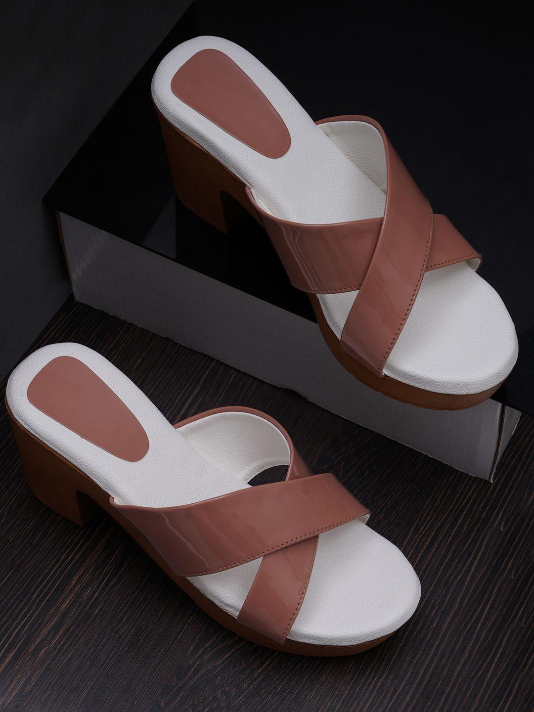 misto peach-coloured comfort sandals