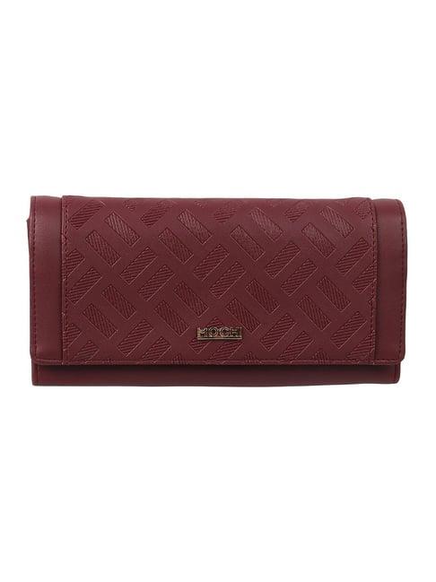 mochi maroon textured small wallet for women