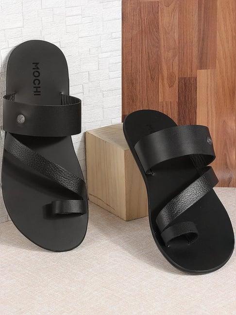 mochi men's black toe ring sandals