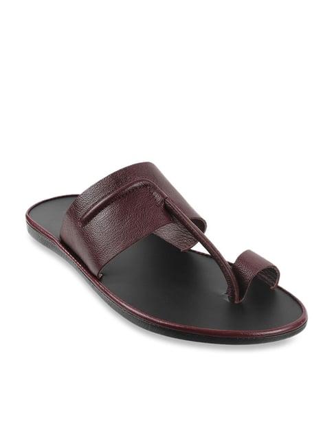 mochi men's maroon toe ring sandals