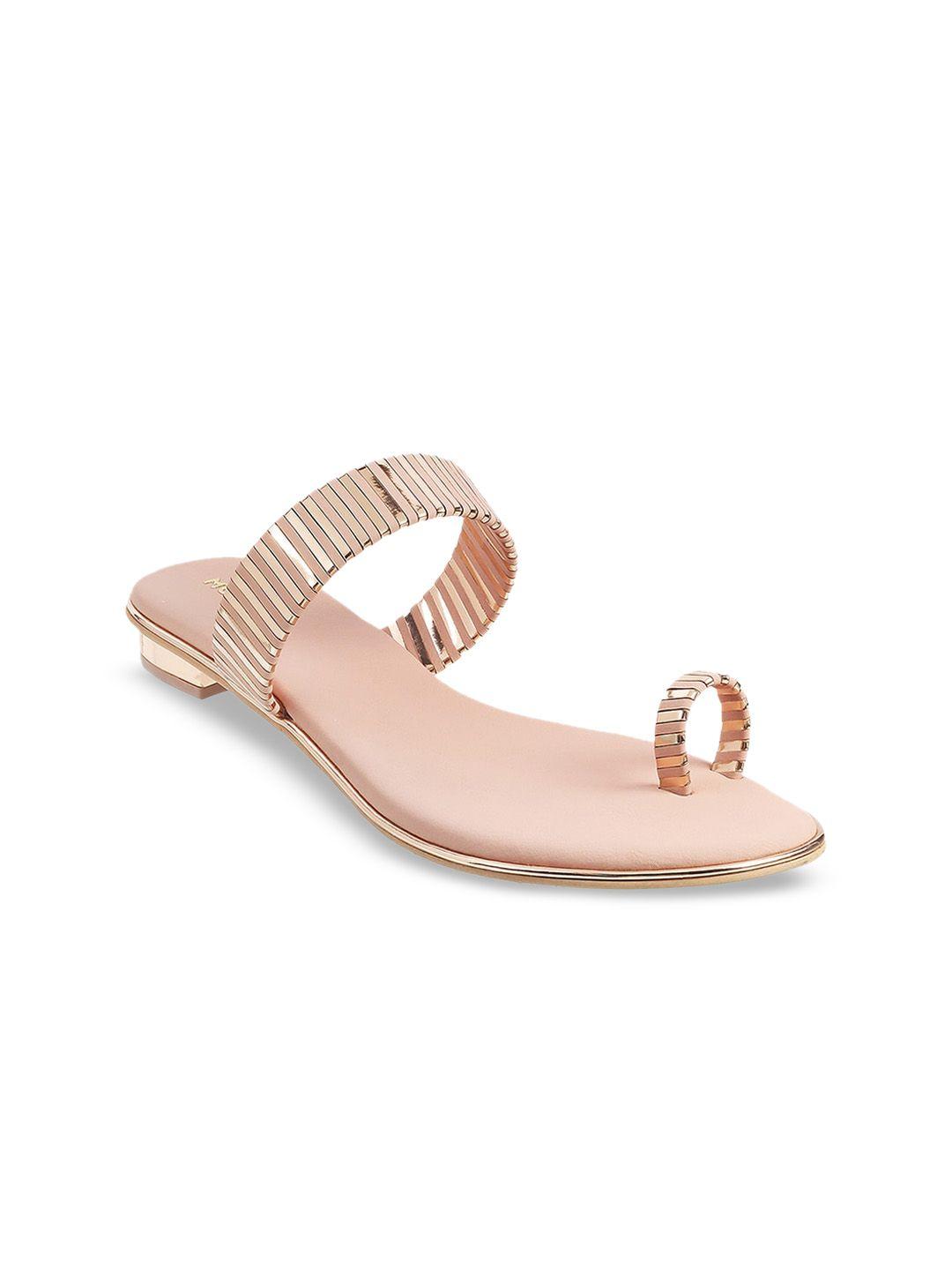 mochi striped one toe flats