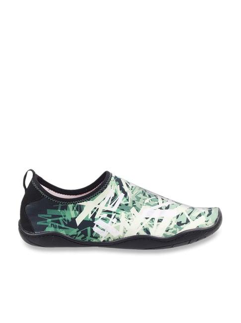 mochi women's green walking shoes