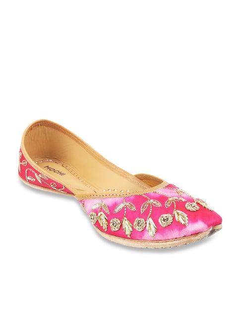 mochi women's pink ethnic juttis