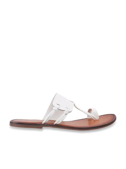 mochi women's white toe ring sandals