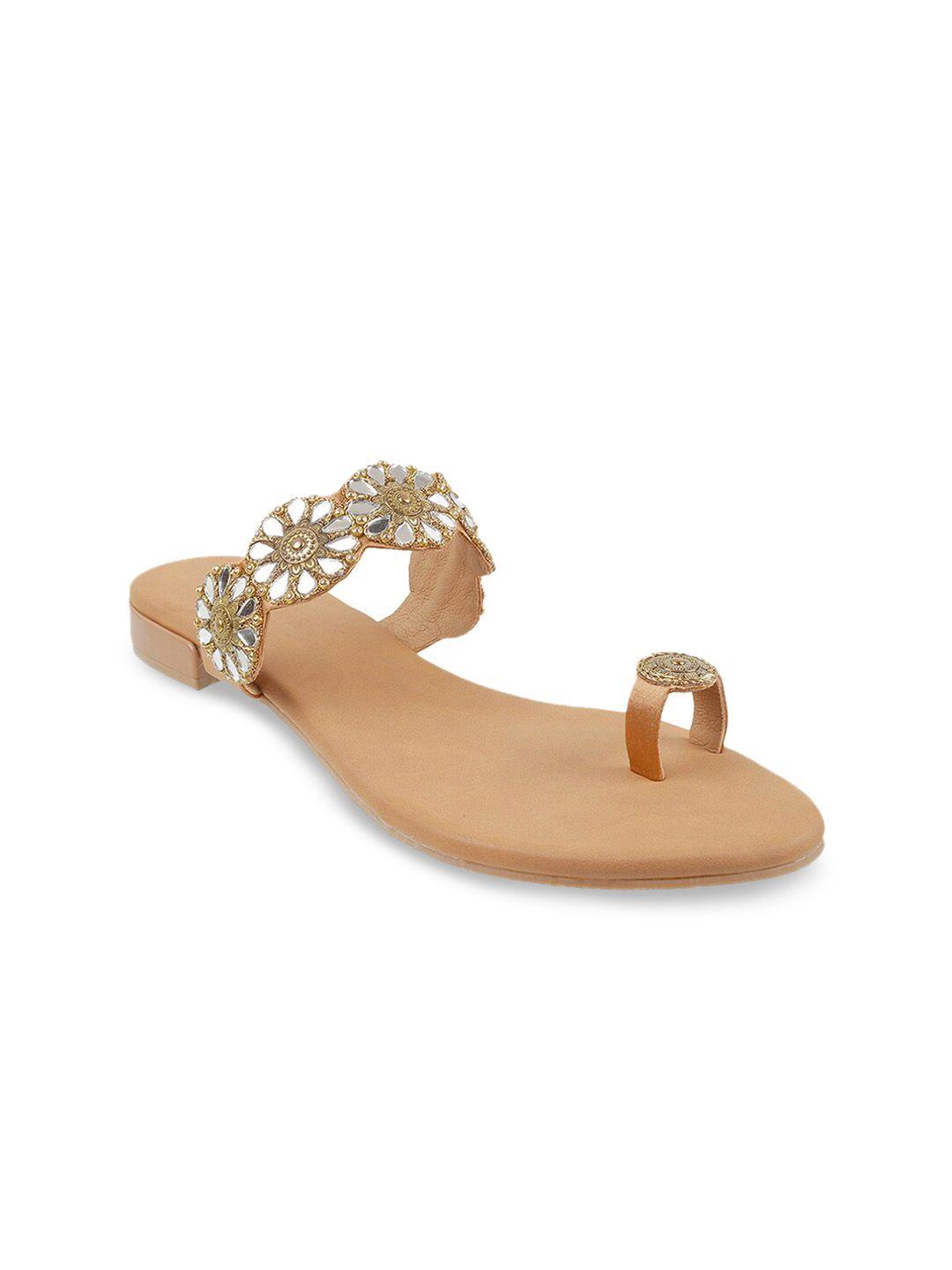 mochi women gold-toned embellished one toe flats