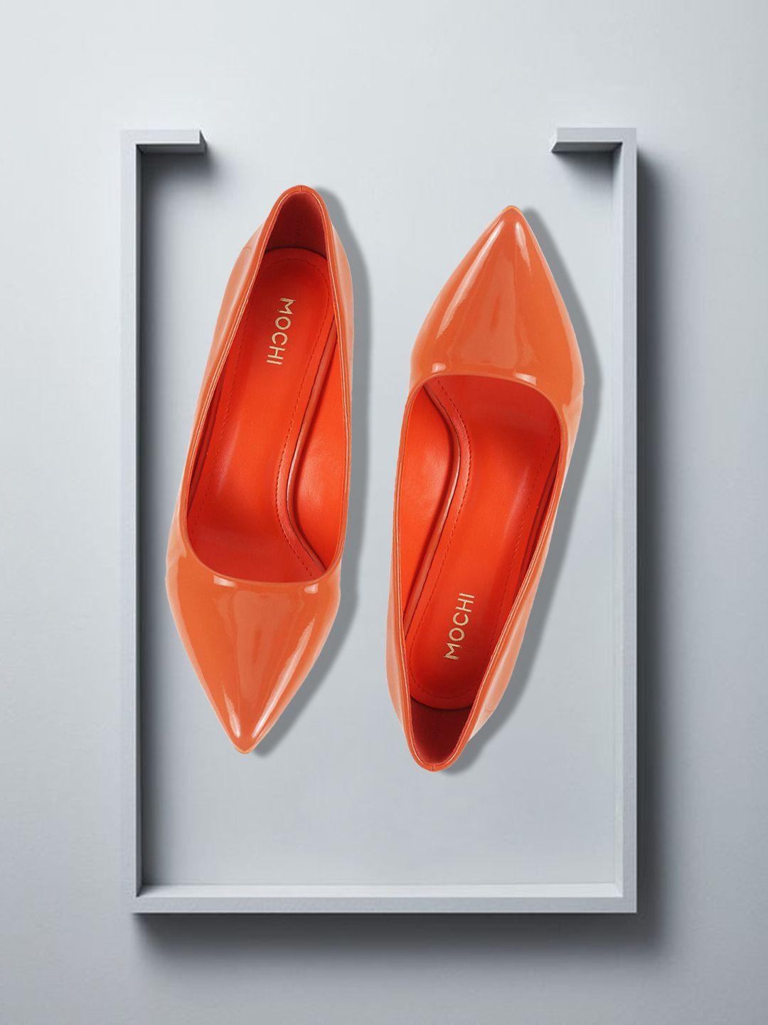 mochi women orange solid pumps