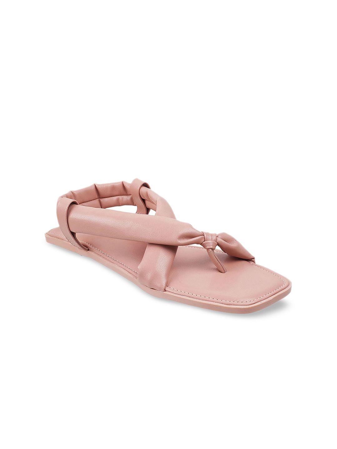 mochi women peach-coloured one toe flats