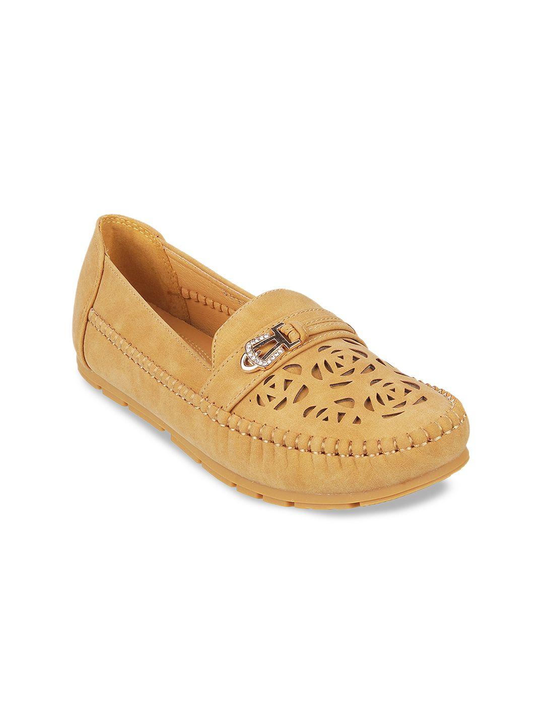 mochi women textured loafers