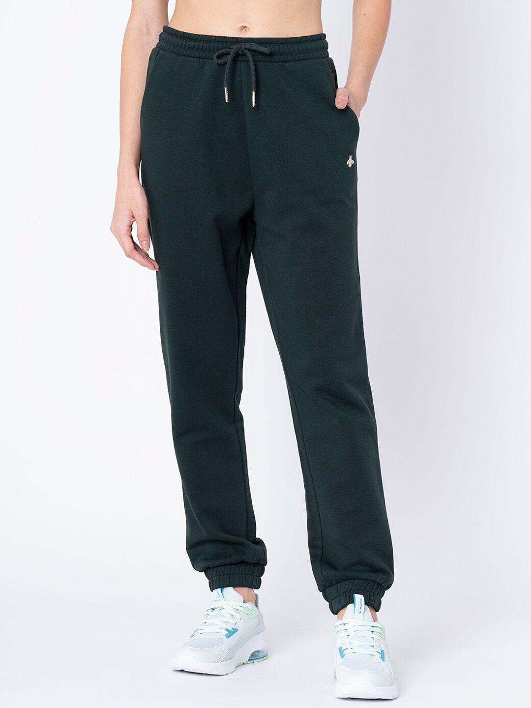 mode by red tape women green solid jogger