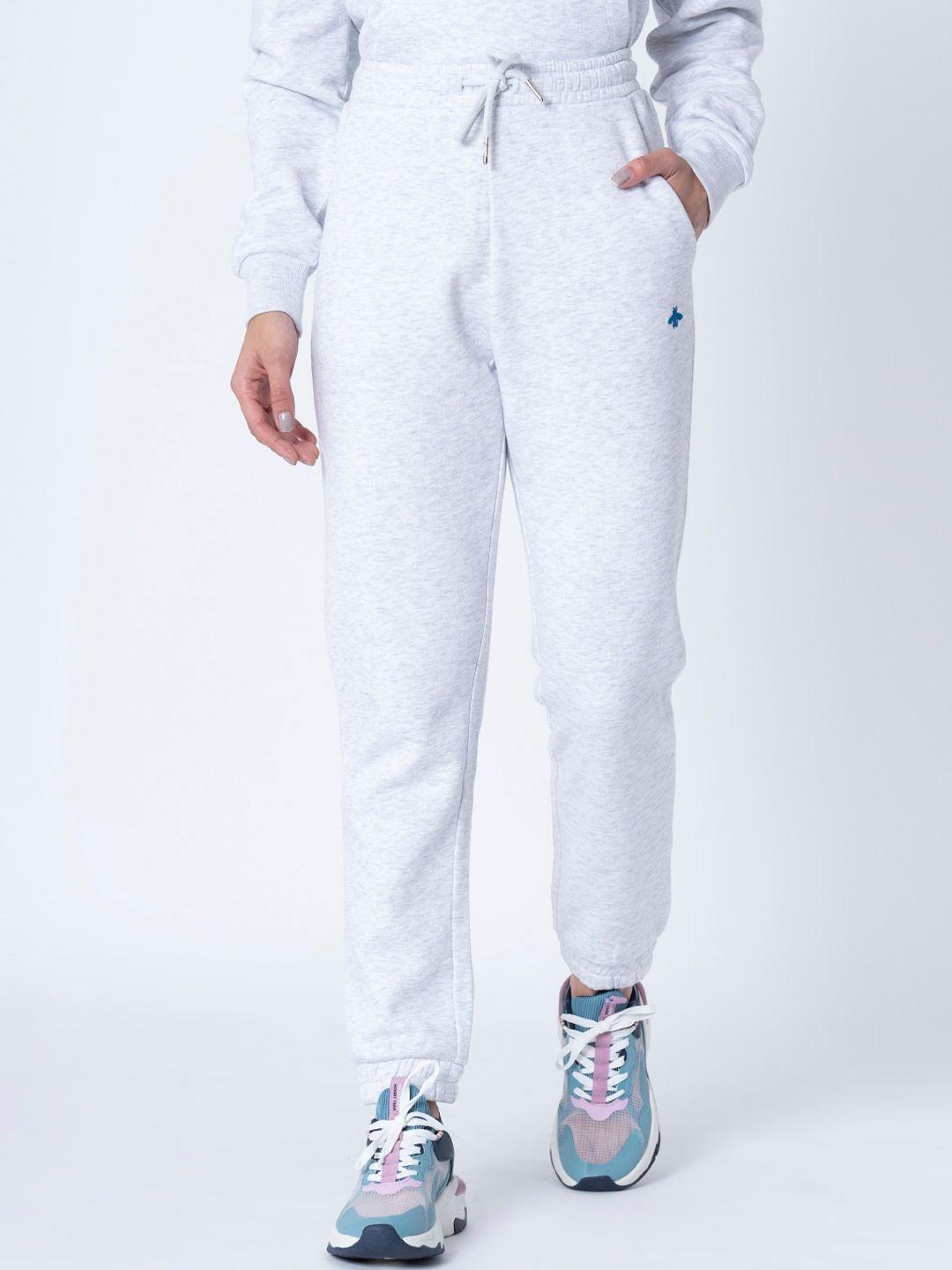 mode by red tape women grey melange solid joggers