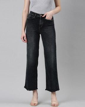 mom fit jeans with 5-pocket styling