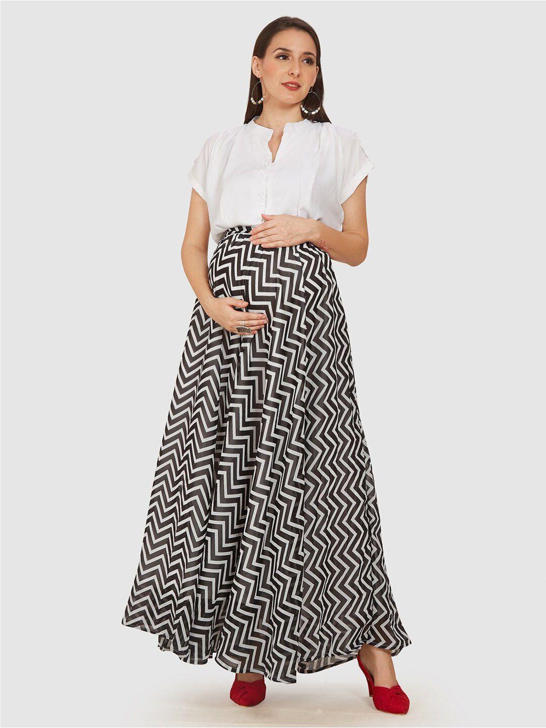 mom for sure by ketki dalal chevron printed maternity monochrome pleated maxi dress
