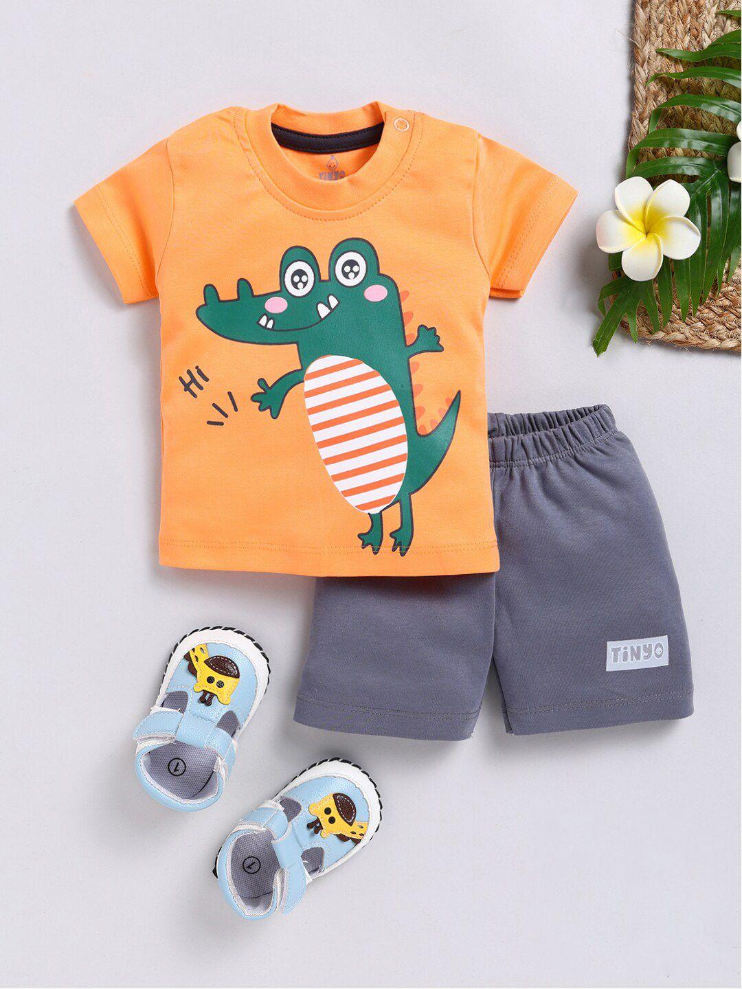 moms love boys graphic printed organic cotton t-shirt with shorts