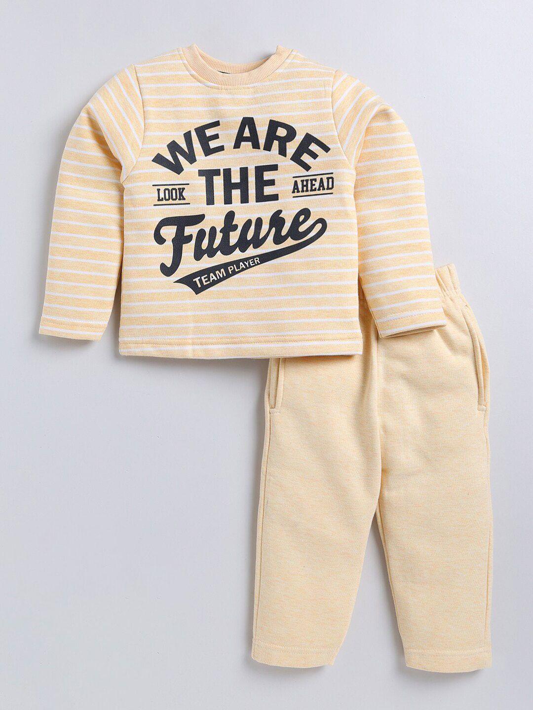 moms love boys typography printed t-shirt with pyjamas