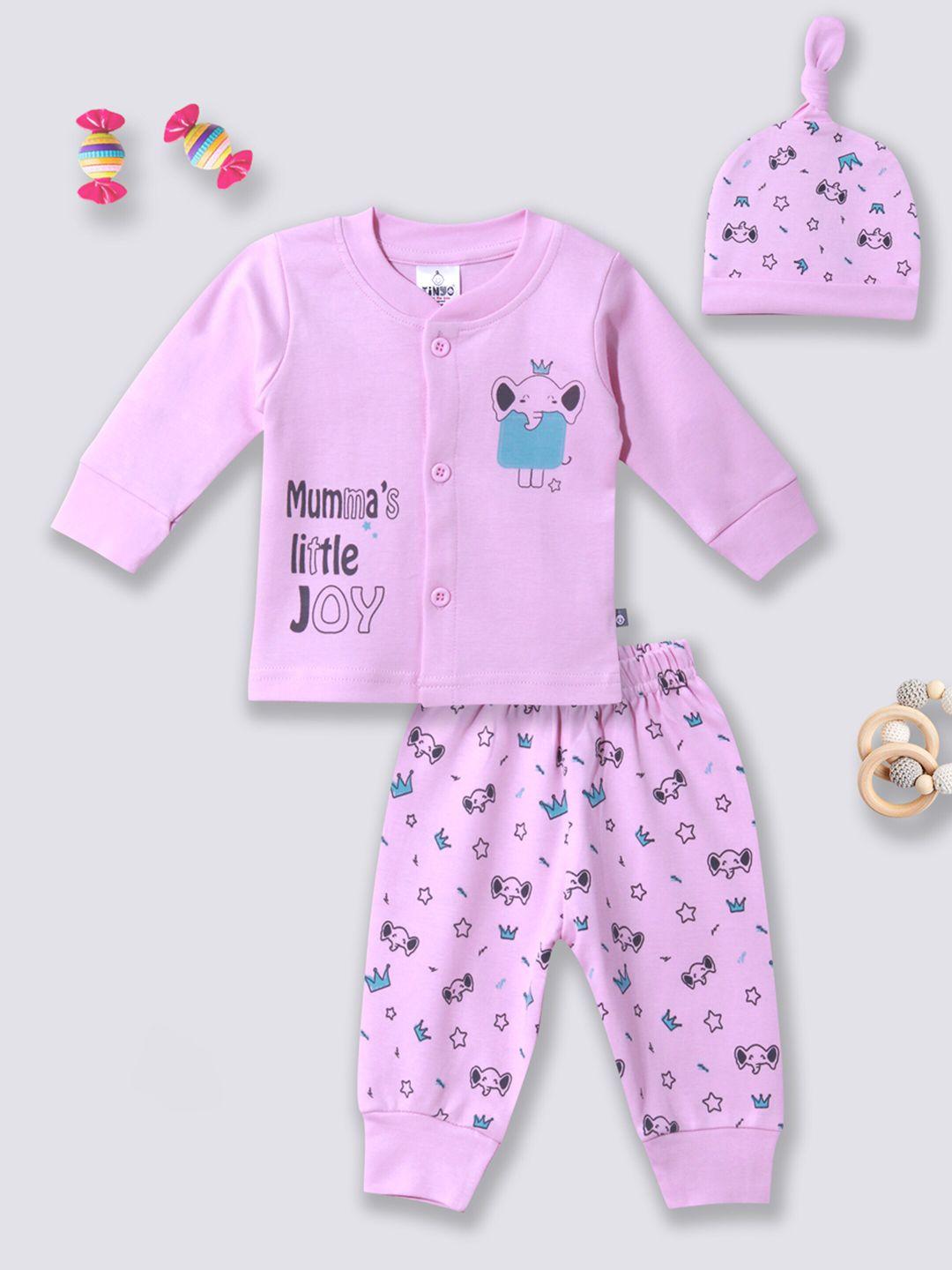 moms love infant boys printed pure cotton t-shirt & pyjamas with beanie