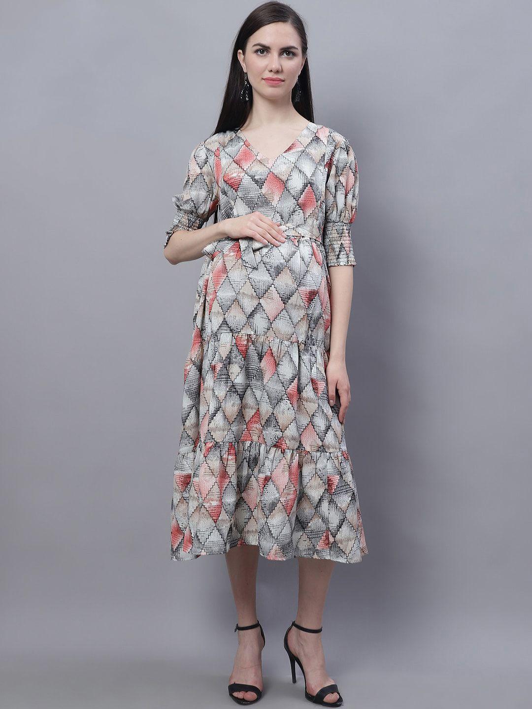 moms maternity geometric print puff sleeve crepe maternity fit & flare dress