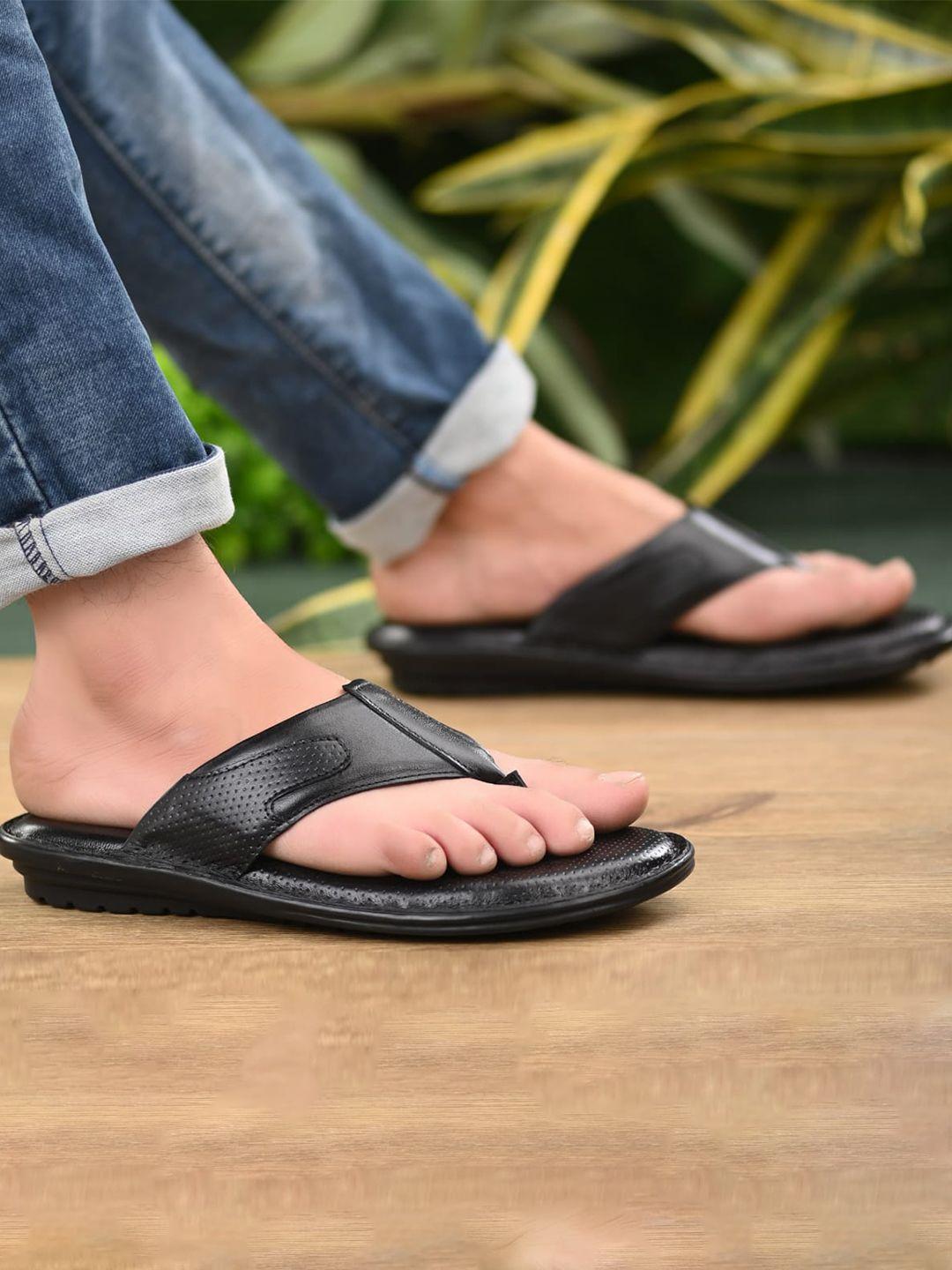 mondain men black self design comfortable stylish leather thong flip-flops