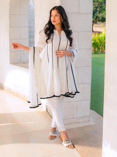 monk and mei mumtaz chikankari anarkali kurta/ dress & pants - white